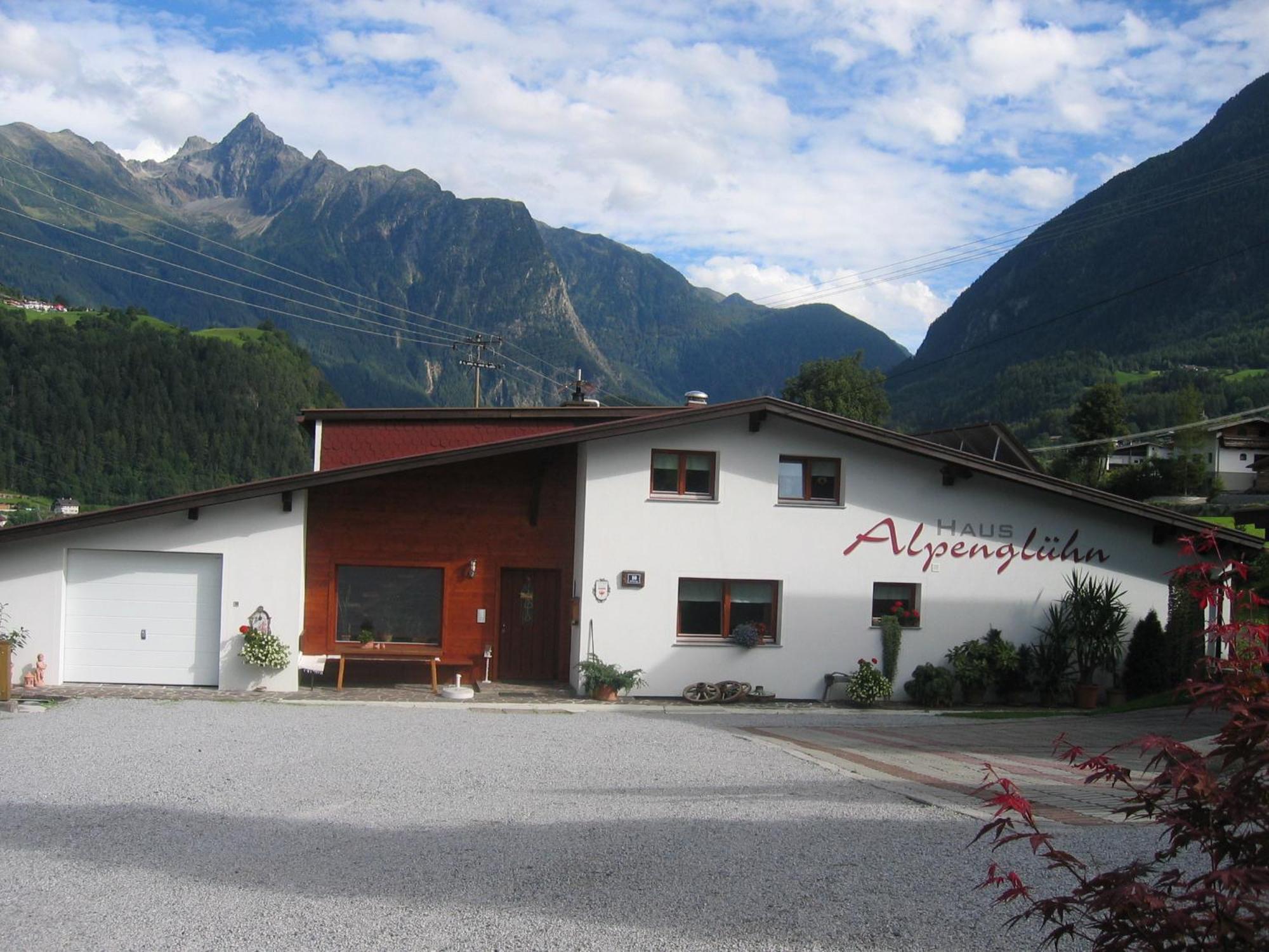 Hotel Haus Alpengluehn Sautens Esterno foto